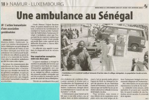 LA DH - 31 Décembre 2003 - Arrivée ambulance à Darou Mbeteyene